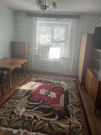 Сдам 1-2-3х к комнатную кв-ру 10000 - фото 1