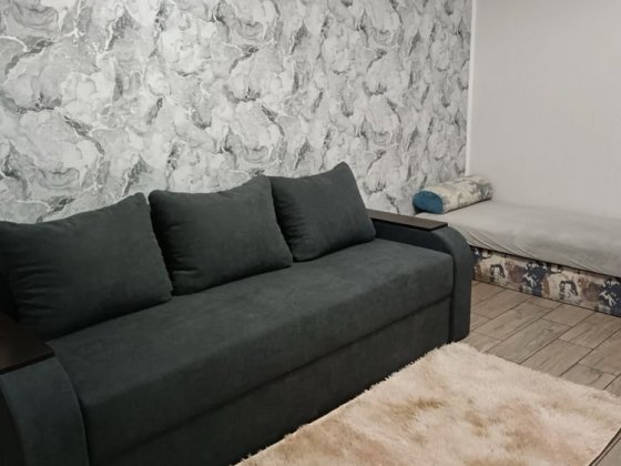 Сдам 2-х комнатную квартиру.  Левый берег 11-й микр. Кам'янське