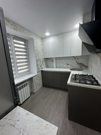 Сдам 2-х комнатную квартиру в Центре Черемушек Детский Мир - фото 1