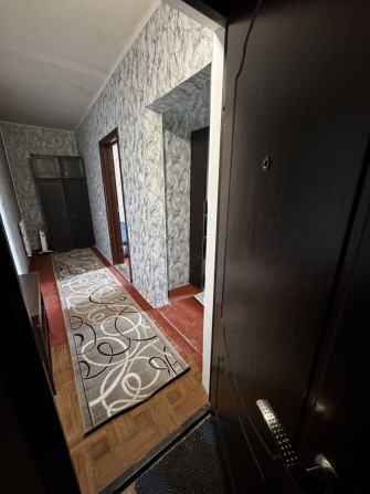 Сдам 1 ком.Каменское 11 мик. 6 этаж - фото 1