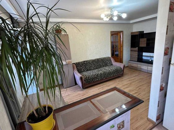 Здам на довгий термін М-н Жовтневий Кам'янець-Подільський