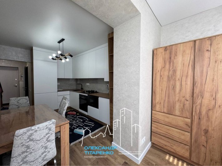 Сучасна 1-но кімнатна квартира - фото 1