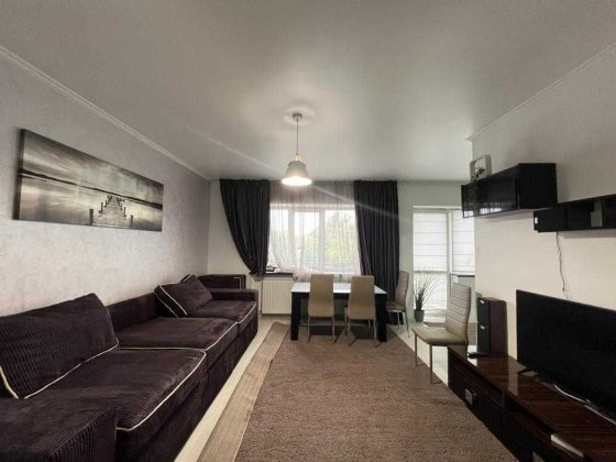 3к квартира в центральній частині (неподалік ліцей  1) Коломыя