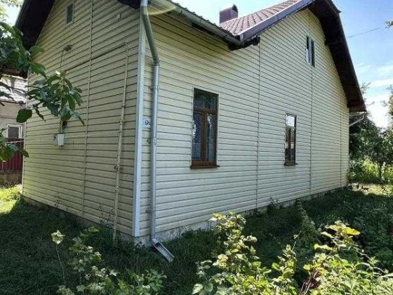 Півособняк в рні вул. Староміська-Старицького Коломыя