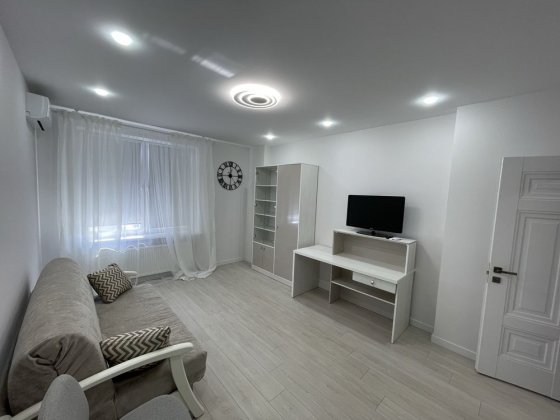 Центр міста. Здам в оренду 1-о кімнатну квартиру Кам'янець-Подільський