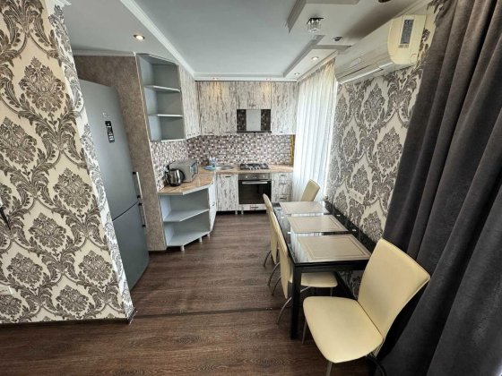 Сдаётся 2к квартира 2этаж! Краматорськ