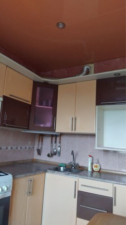 Сдам 3х кв без мебели холодильник и стиралка  есть - фото 1