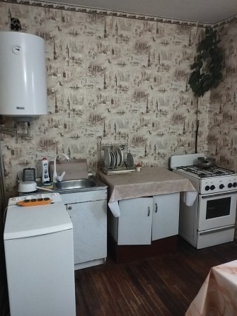 Сдам 1 кімнатну квартиру,1 поверх - фото 1