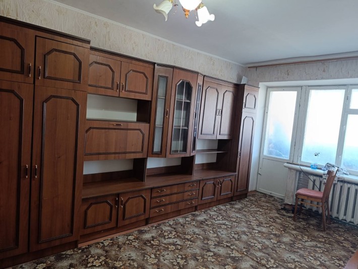 Здаю 1-к квартиру на довгій строк в районі автовокзалу. - фото 1