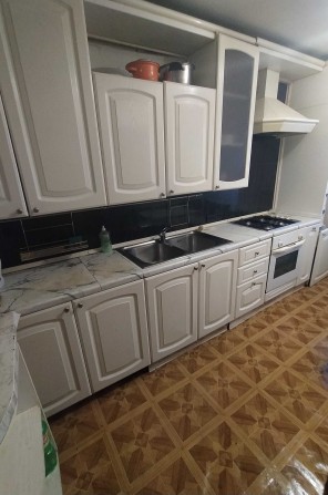 Сдам 3-х комнатную квартиру, район 8й школы. - фото 1