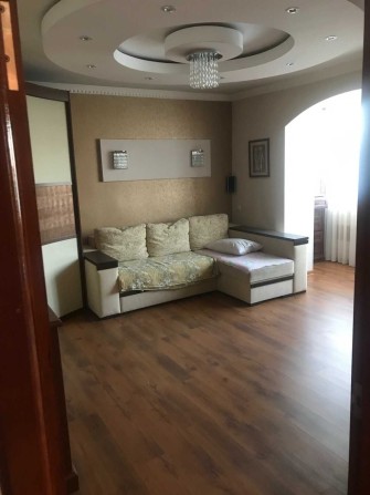 Здається 3-кімнатна квартира в р-ні залізничного вокзалу, гарний стан. - фото 1