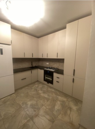 Здається 1 кімнатна квартира в новобудові на вул Шевченка - фото 1