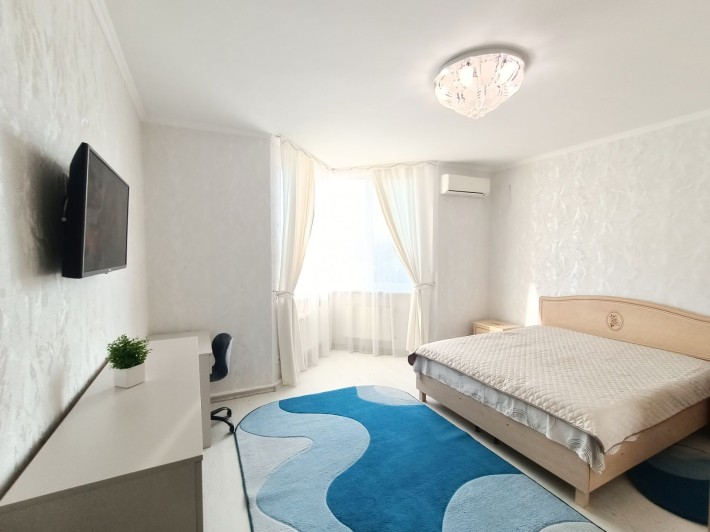 Світла квартира з гарним видом по Помірецькій 9. Вільна - фото 1