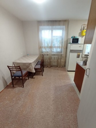 Здається 4 - кімнатна квартира - фото 1