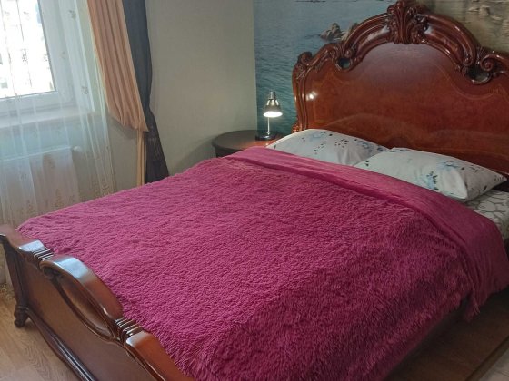 Оренда 1-комнатная квартира студія " Люкс" Бандери,35 1-3 місяця Центр Трускавец