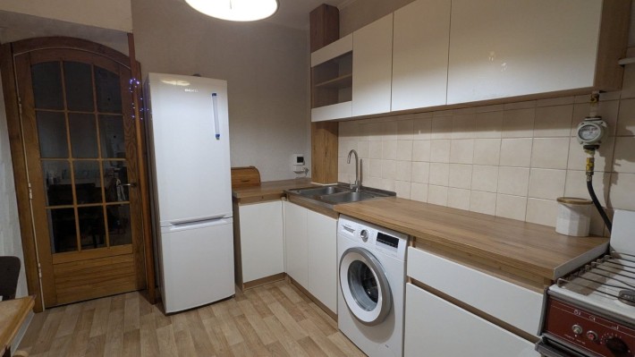 Трикімнатну паркова гричани - фото 1