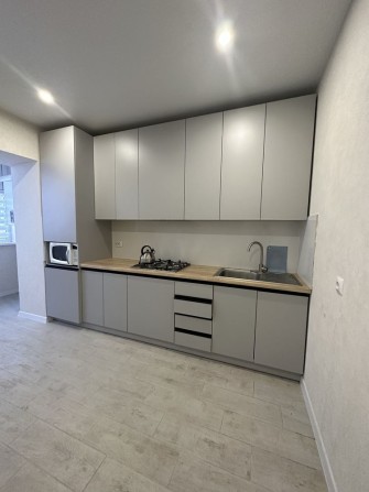 Здам 3 кімнатну квартиру - фото 1