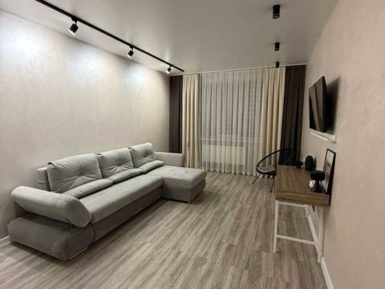 Оренда чудової просторої квартири на Озерній Хмельницький