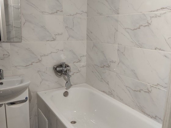 Однокімнатна в раєні виставки автовокзалу Хмельницкий