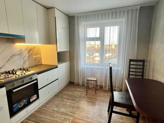 Оренда 3 кімнатної. Перша здача. Хмельницький