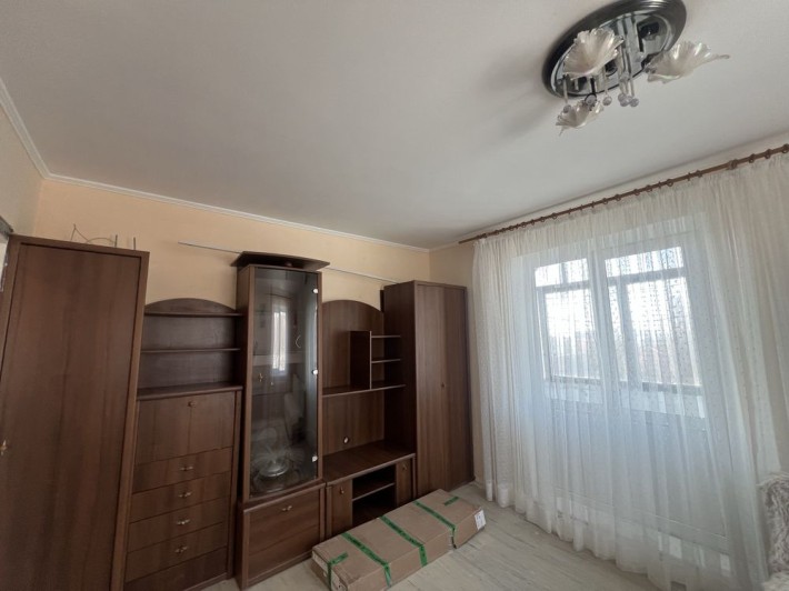 Здам 1к квартиру Виставка/ Зарічанська можливо з котиком - фото 1