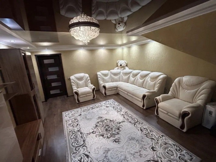 Оренда трикімнатної квартири - фото 1