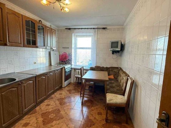 Оренда, 3 роздільні кімнати, Сковороди, укомплектована Хмельницький