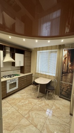 Термінова оренда квартири Озерна - фото 1