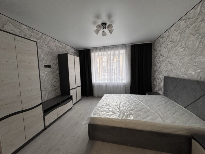 Здам однокімнатну квартиру в новобудові район Виставка - фото 1