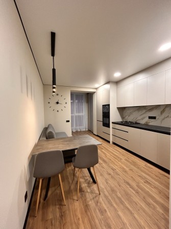 Оренда 1 к квартири Дніпровська Брама 2 - фото 1