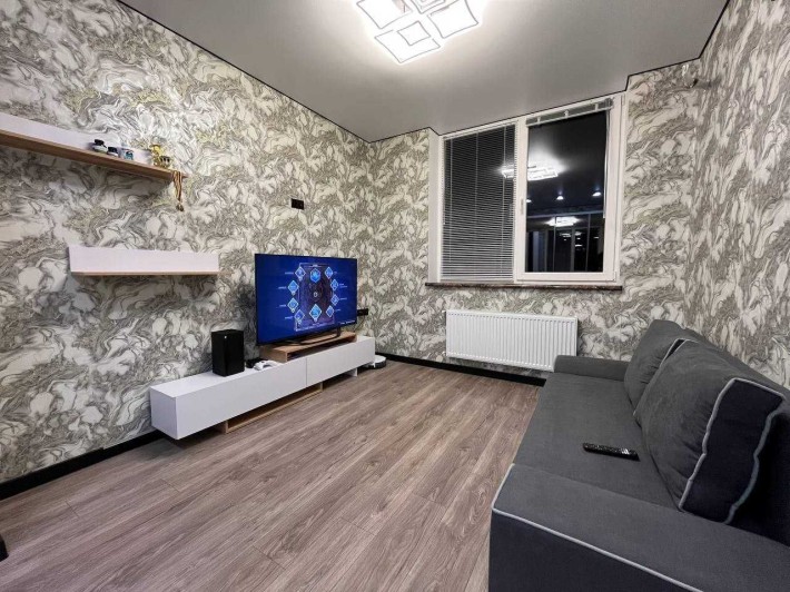 Оренда Однокімнатної квартири / Підземний паркінг/ Резервне живлення - фото 1