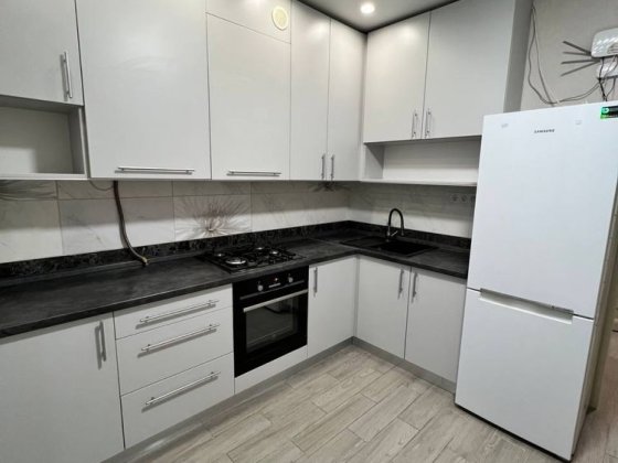 Оренда роздільної квартири газ другий поверх ЖК Петрівський квартал Святопетрівське