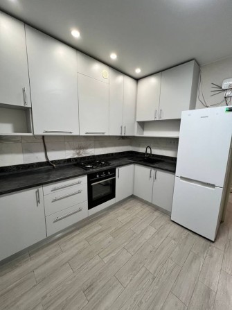 Оренда роздільної квартири газ другий поверх ЖК Петрівський квартал - фото 1