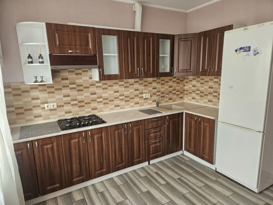 Сдам квартиру в Вишневому(східна сторона) Крюківщина