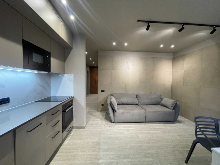 Оренда квартири 41 м2 сучасний ремонт КК Белгравія, Дмитрівка - фото 1