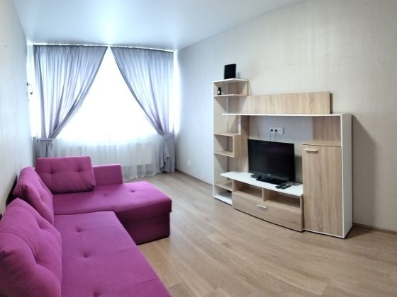 Оренда 1 к квартири в Милі по вул. Спортивній 18 Милая