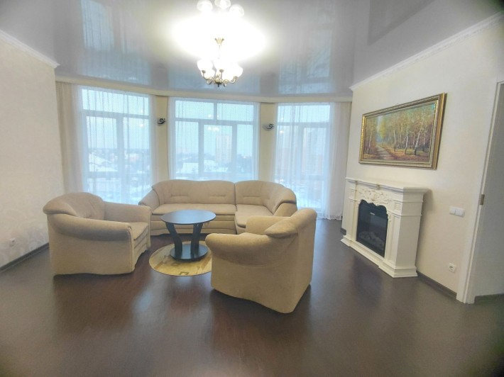 Велика 3 кімнатна квартира ЖК "Чайка" - фото 1