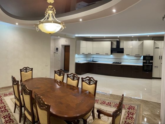 Оренда 4х кімн.квартири, Львів,Сокільники,паркінг,2х рівнева Сокольники