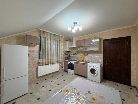 Оренда 2 кім. квартири вул. Хоружинської Винники Винники