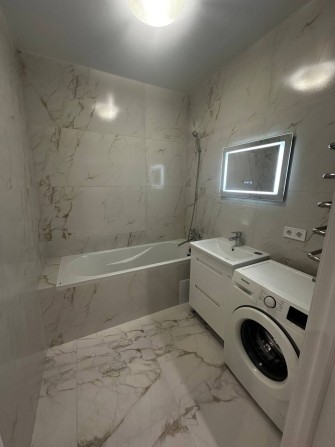 Здається в оренду 2 кімнатна квартира в новобудові - фото 1