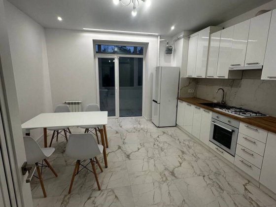 Оренда 2 кімнатна квартира в новобудові Новояворівськ Новояворівськ