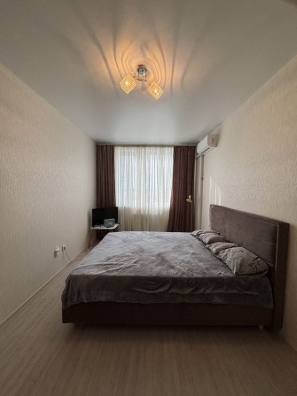 Сдам однокомнатную квартиру, жк 7 небо - фото 1