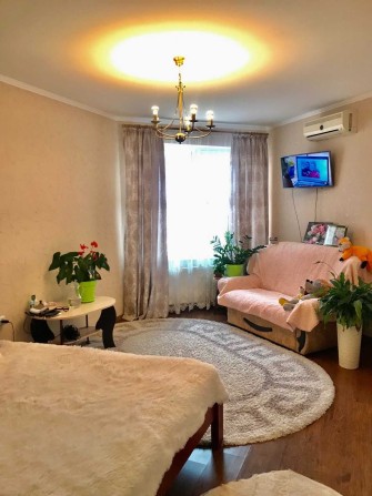 Аренда 1- но  комнатной квартиры на Таирова. Радужный. Новый дом. - фото 1