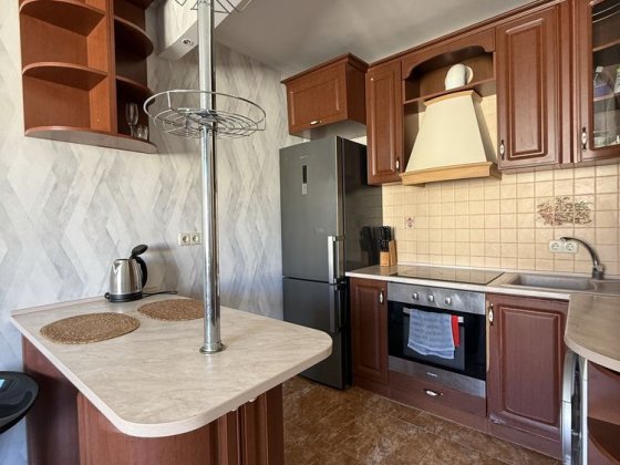 Сдам 1 к ЖК Радужный 8 рядом Небесной сотни Лиманка