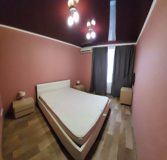 2 комнатная , Радужный  / Небесная сотня . - фото 1