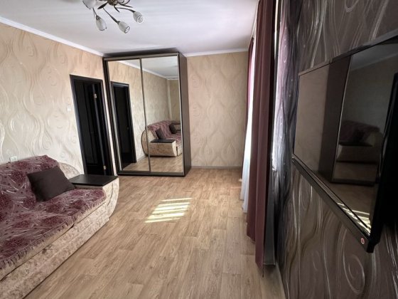 Оренда  ДВУХ комнатная квартира, 4 старая поликлиника. Горбанівка