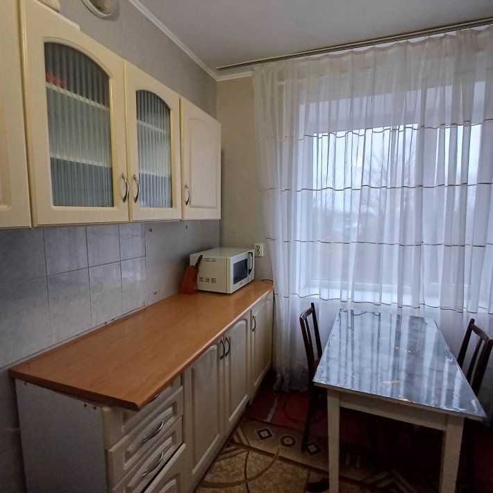 Оренда 2 кімнатної квартири/3/5, вул.Гвардійська, вільна з 11.03. - фото 1