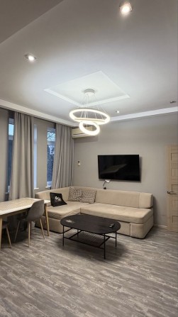 Сдается 3-х комн. кв. в ЖК Реннесанс - фото 1