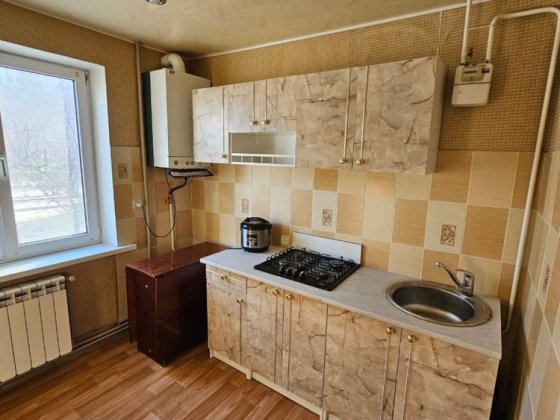 м.Камʼянське Лівий берег, 2-кімн, 2 мкрн(39 гімназія), 1/9, ремонт, АО