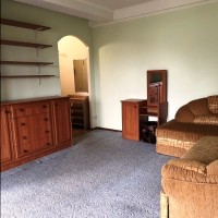 Продаж 2-кімнатну квартири по вул. Будівельників, 16. Киев